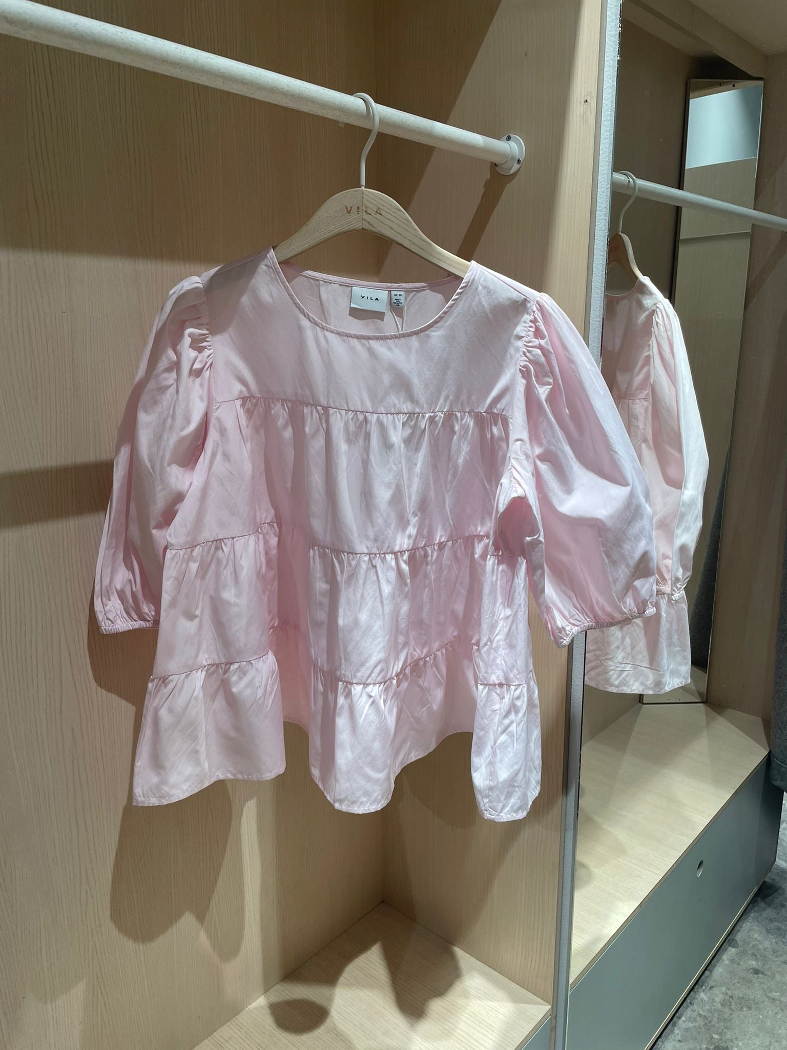 VIKELLI Top - Cherry Blossom